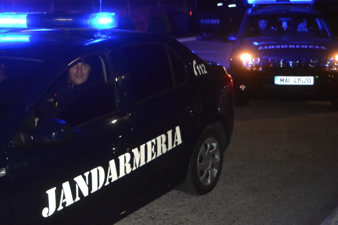 Amenințată cu moartea de concubin, salvată de jandarmi în noaptea de Revelion