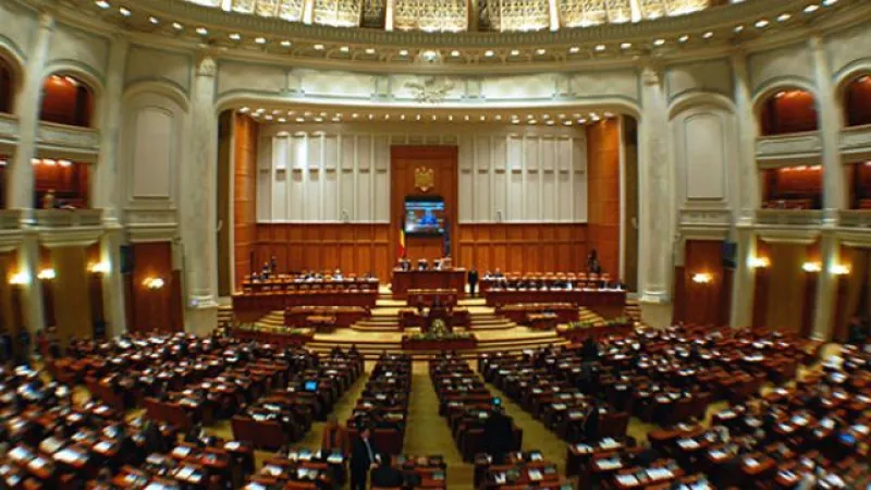 Liberalii au refuzat să voteze bugetul!
