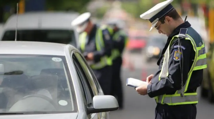 Doi șoferi inconștienți s-au ales cu dosare penale