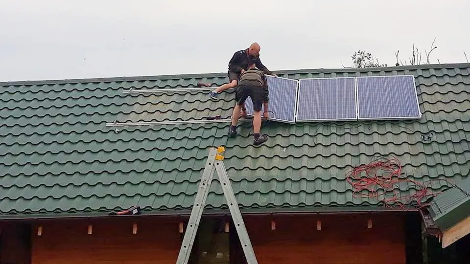 Finanţare de 20.000 de lei pentru instalarea de sisteme fotovoltaice