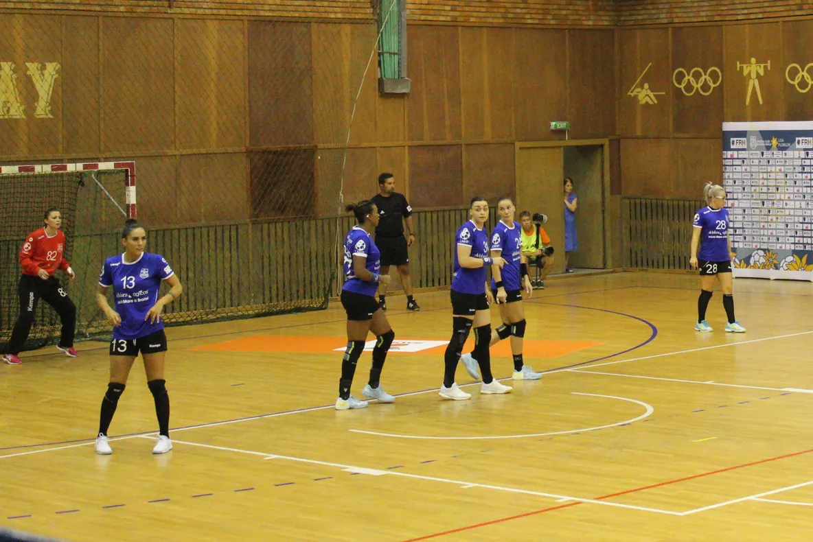 Zi de handbal sâmbătă în Polivalenta brăileană