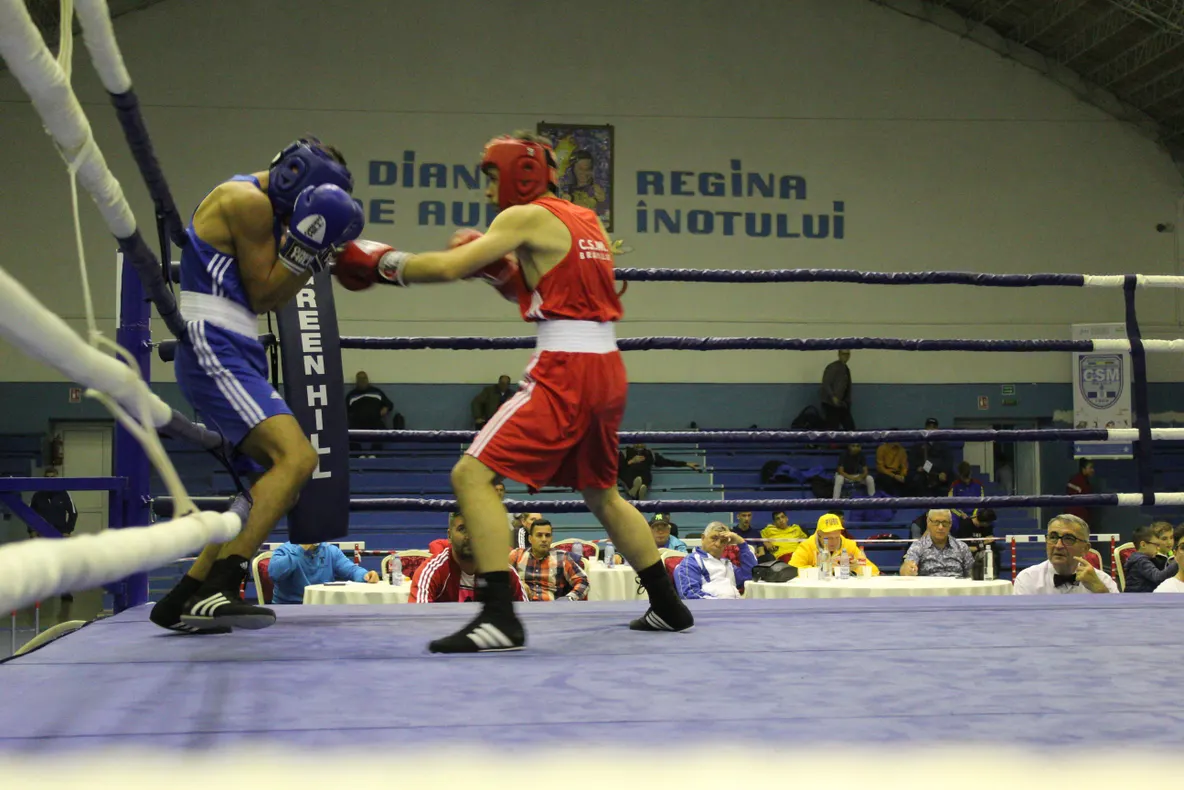 Nici o victorie pentru pugiliștii brăileni la campionatul național de juniori