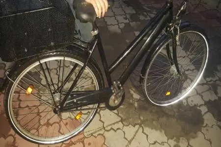Brăilean reținut de Poliție! Tânărul ar fi furat o bicicletă lăsată nesupravegheată