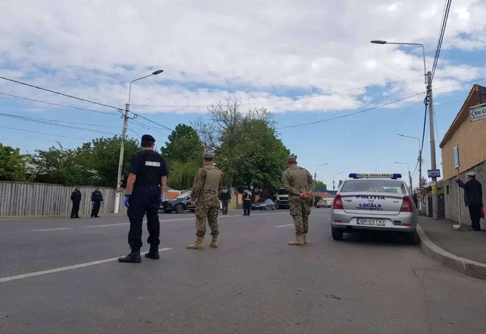 Video:Polițiștii în stradă pentru limitarea deplasărilor