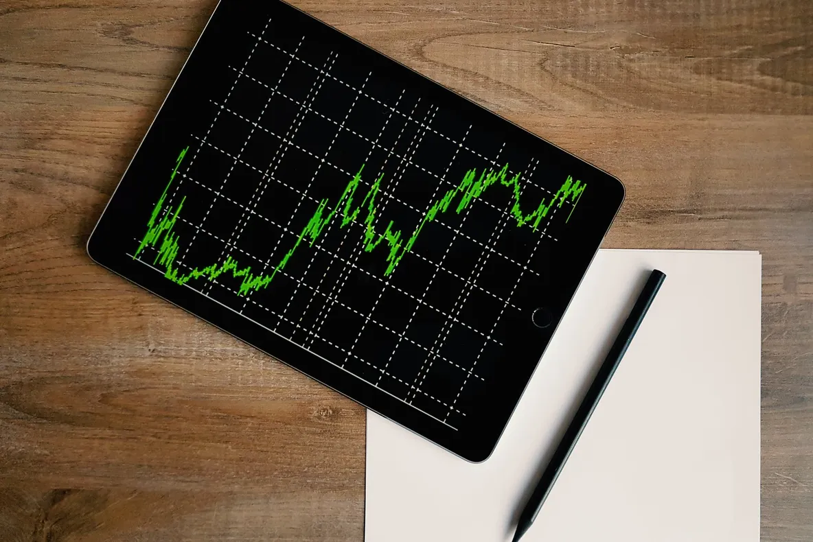 STUDIU TERMENE.RO: 24.20% dintre hotelurile și restaurantele din Brăila solicită certificatul pentru situații de urgență. 14.58% aplică la programul IMM Invest (P)