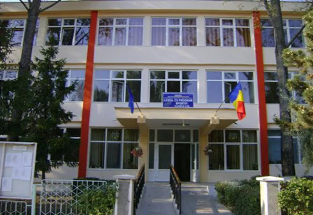 12 posturi contractuale scoase la concurs la LPS Brăila