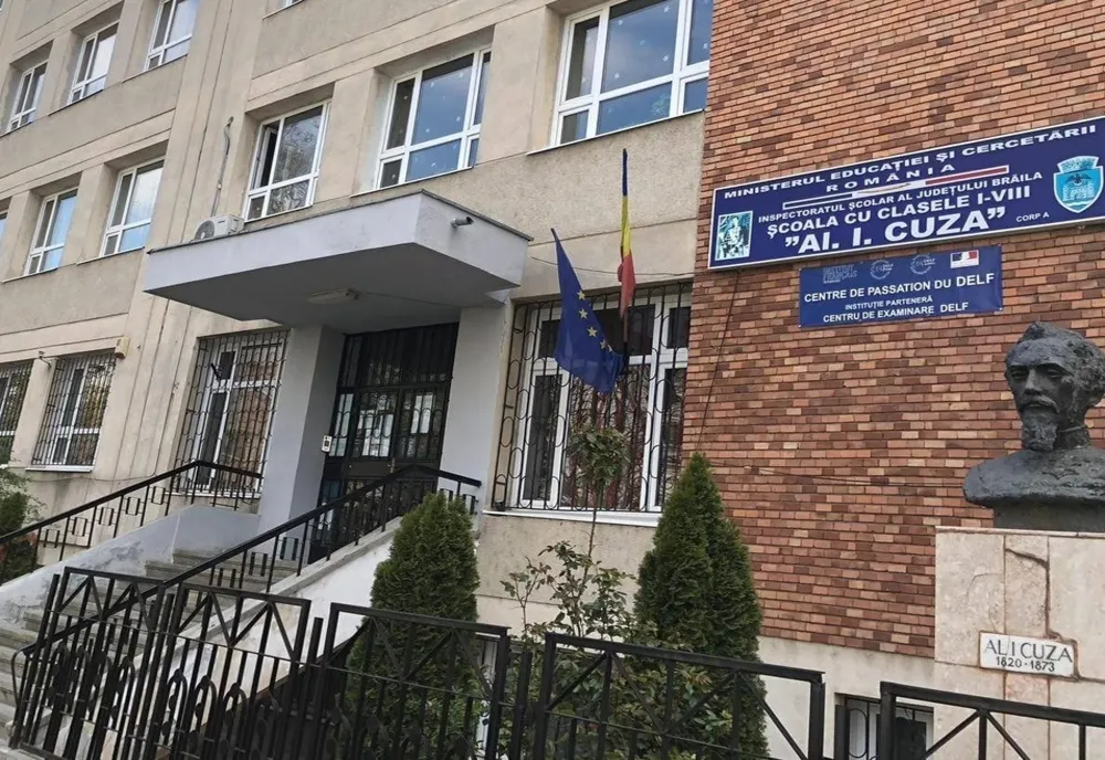 Profesoară pentru învățământul primar de la Școala Al. I. Cuza depistată pozitiv