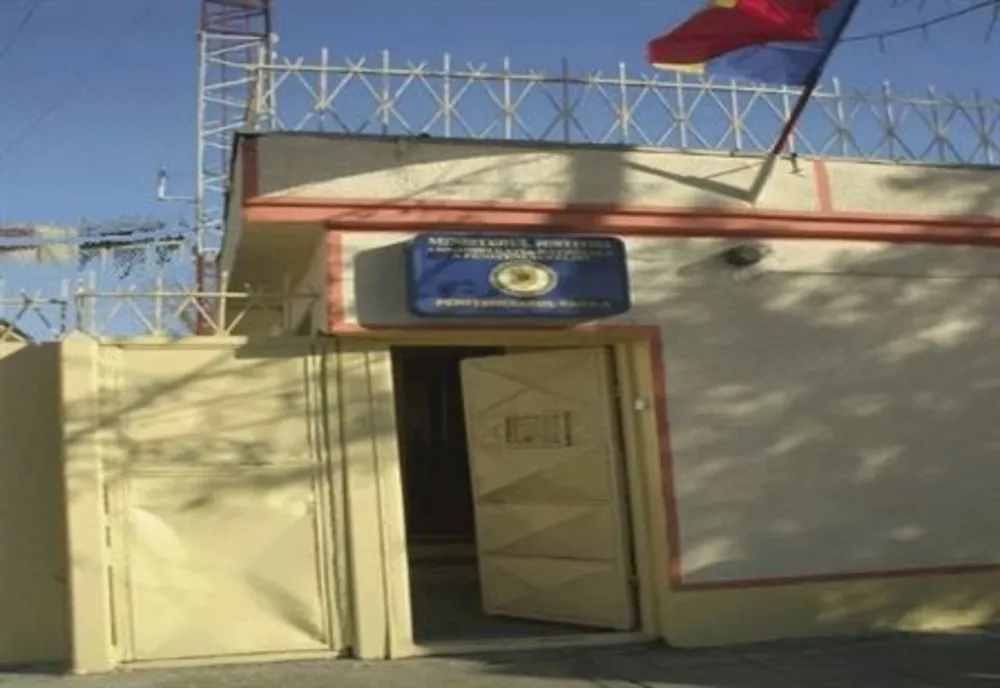 Un fost deținut de la Penitenciarul Brăila a făcut o obsesie pentru o șefă de secție