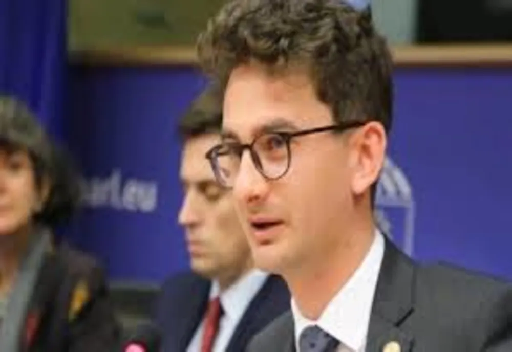 Iulian Bulai despre PNDL: ”Furt pe față. Bătaie de joc. Investiții supradimensionate. Firme de casă abonate la banul public. PNL anunță că vrea un nou PNDL”