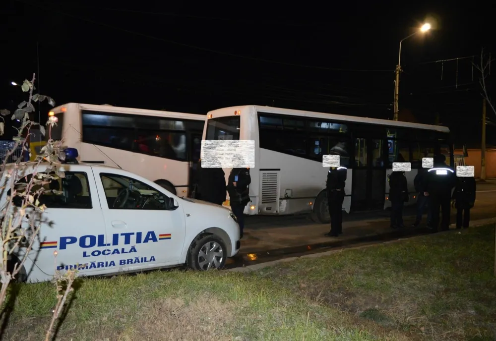 Prinși fără bilet în mijlocul de transport în comun au devenit recalcitranți