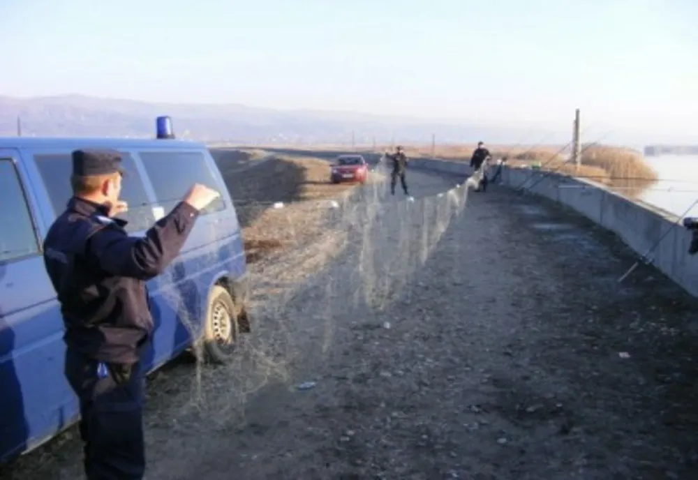 A picat în ”plasa” jandarmilor