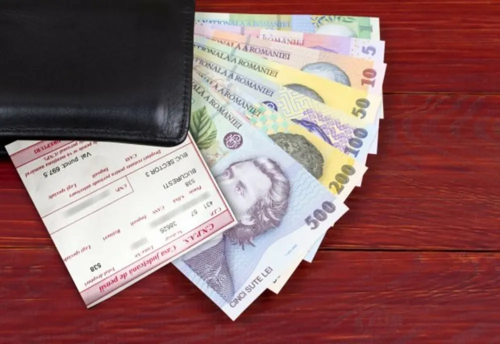 9680 de persoane au beneficiat de pensii de serviciu în luna decembrie 2021