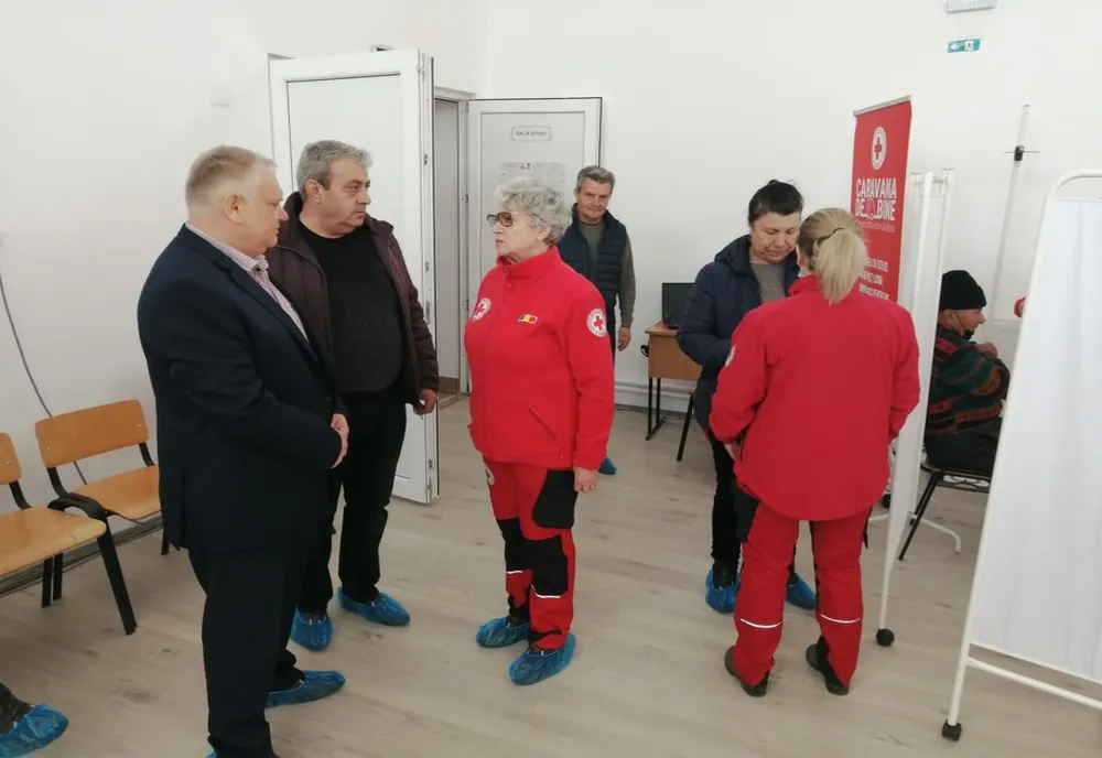 Peste 150 de persoane din localitatea Movila Miresii au beneficiat de consultații și investigații medicale gratuite în cadrul Caravanei de Bine