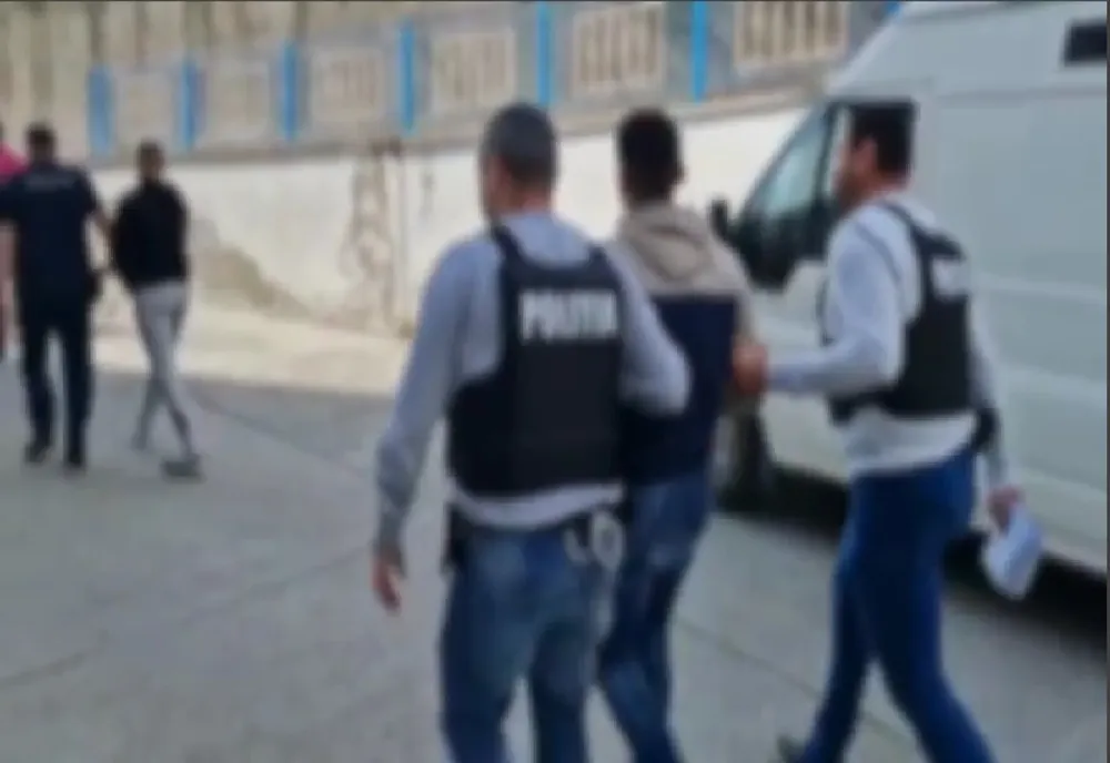 Video: Patru tineri reținuți în cazul atacului de sâmbătă seara, de pe Bulevardul Dorobanților din municipiul Brăila