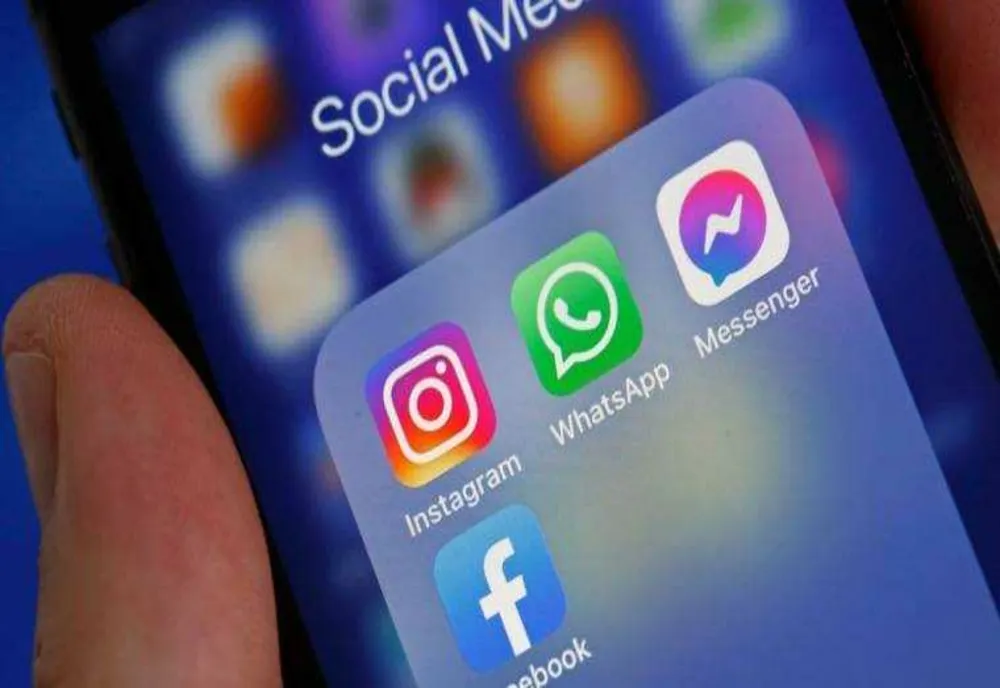 UNUL DIN TREI COPII A AVUT O TULBURARE EMOŢIONALĂ CAUZATĂ DE FOLOSIREA REŢELELOR SOCIALE