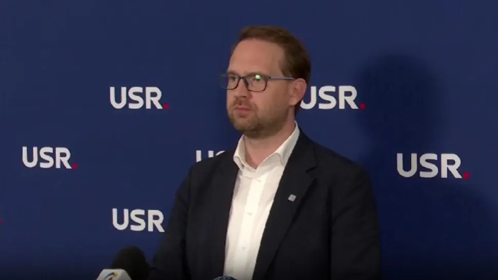 Donații controversate pe lista sponsorilor USR: cine este bărbatul cercetat de DIICOT care a livrat bani partidului lui Dominic Fritz