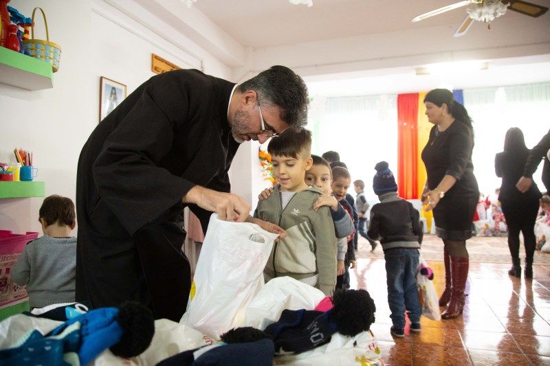 Serbare dedicată Sfântului Ierarh Nicolae la Grădiniţa „Familia“