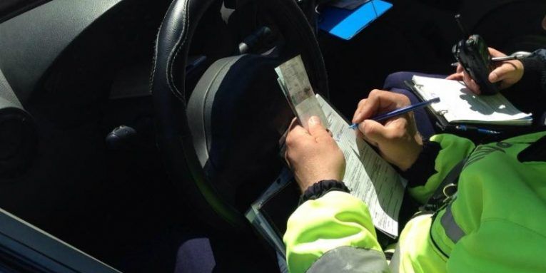 Dosar penal pentru un șofer din Făurei! Bărbatul s-a urcat la volan după ce a consumat alcool