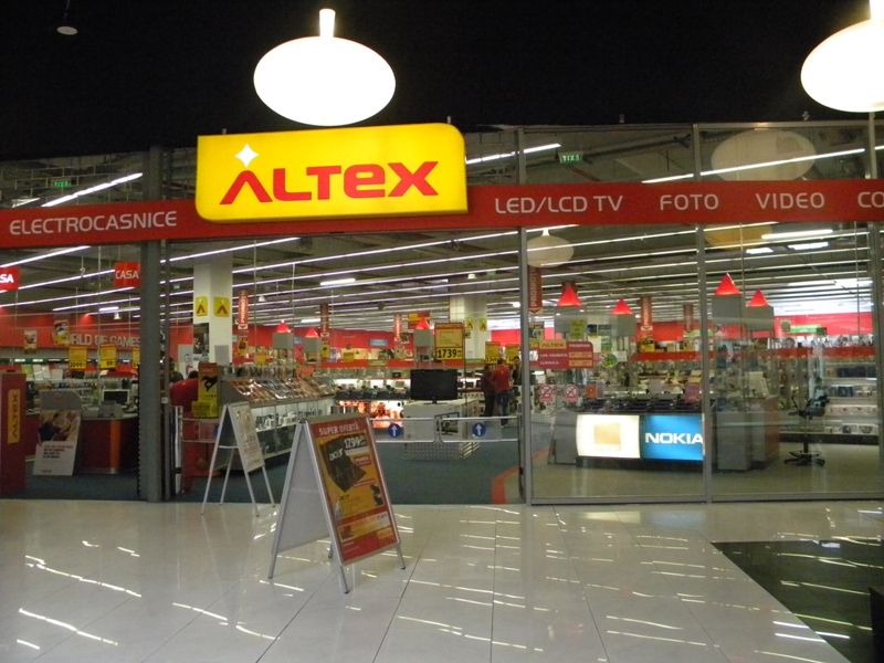 Altex România, sancționată de Poliția Locală! 47 de operatori economici au fost verificați!