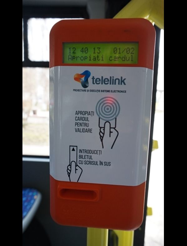Cititoarele de carduri din autobuze sunt depășite! Căprariu consideră că investiția nu își are rostul
