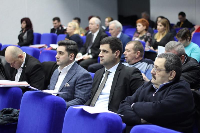 Laptopuri de 9000 de lei la Muzeul Brăilei! Liberalul Ovidiu Nechita cere mai multă grijă la cheltuirea banilor publici!