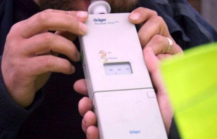 Depistat la volan cu alcoolemie de 1,01 mg/l alcool pur în aerul expirat