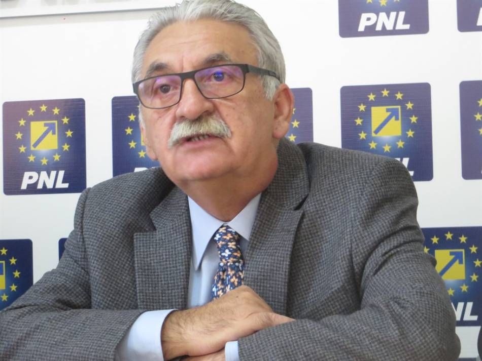 Deputatul Vasile Varga: ”Guvernul acționează din nou pompieristic și obligă ca gospodăriile să se racordeze la canalizare”