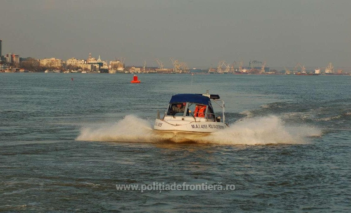 Infracțiuni de braconaj piscicol constatate de polițiștii de frontieră brăileni