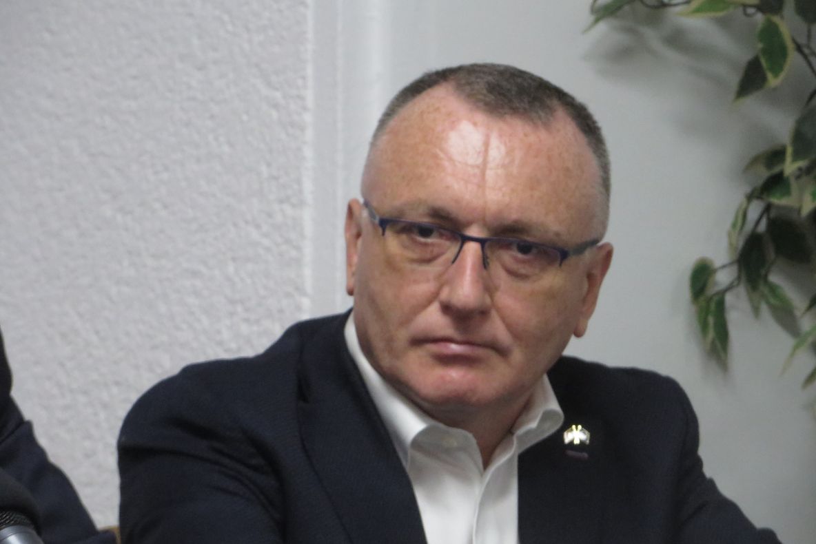 Un internat în fiecare județ, este propunerea fostului ministrul al educației Sorin Câmpeanu