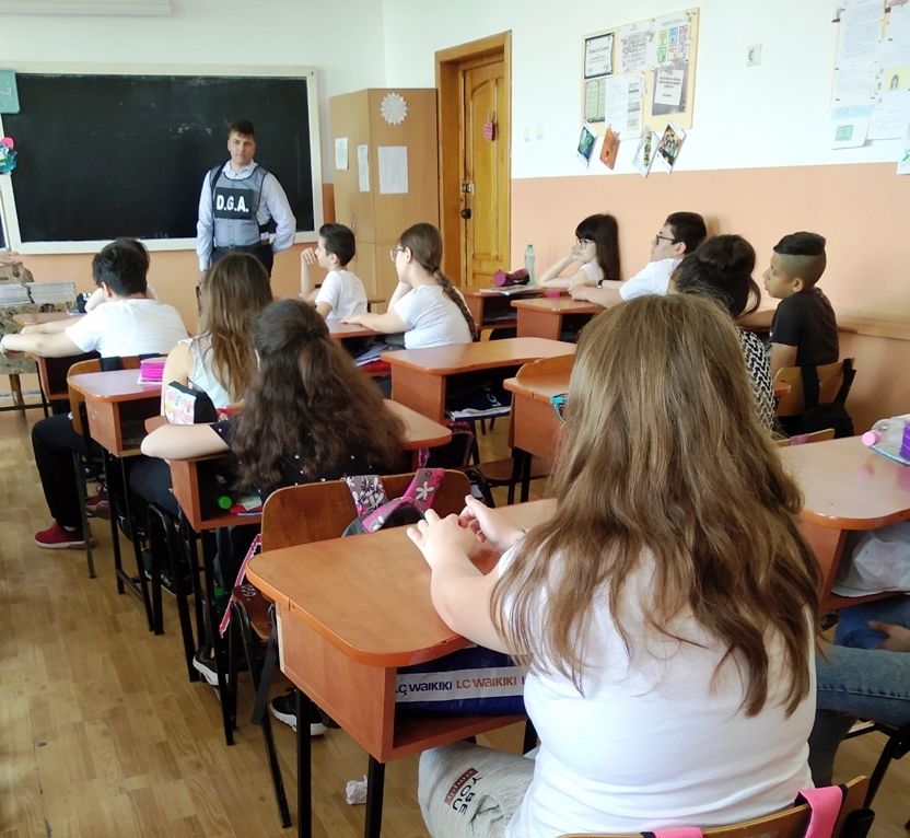 Veste bună: 2848 de burse pentru elevi vor fi acordate în anul școlar 2019-2020!