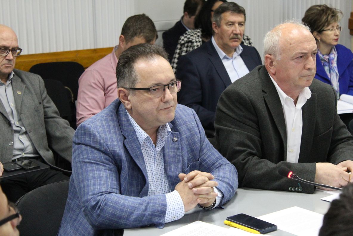 Ioniță: Decât o aplicație inutilă pe mobil, mai bine un revizor tehnic care să verifice starea autobuzelor