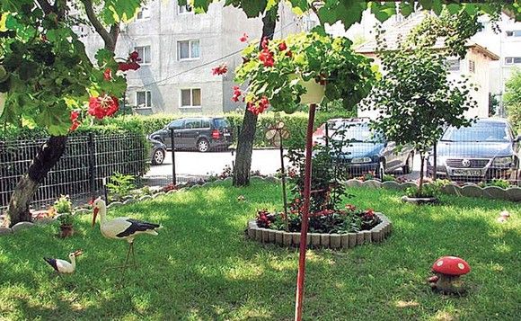 ADIO terase la parterul blocurilor! Primarul vrea dezbatere publică pe tema amenajării zonelor din jurul blocurilor