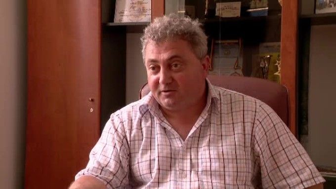 Primăria Chiscani: ”Nu mai aplecați capul la cei care vă picură otravă în ureche și la cei care sunt lupi îmbrăcați în haină de oaie!”