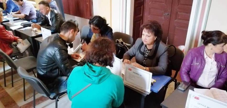 AJOFM Brăila organizează vineri “Bursa locurilor de muncă pentru absolvenți“