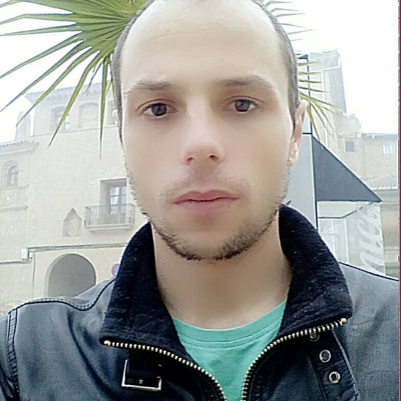 Broască arestat pentru 30 de zile pentru comiterea a două tâlhării asupra unor femei