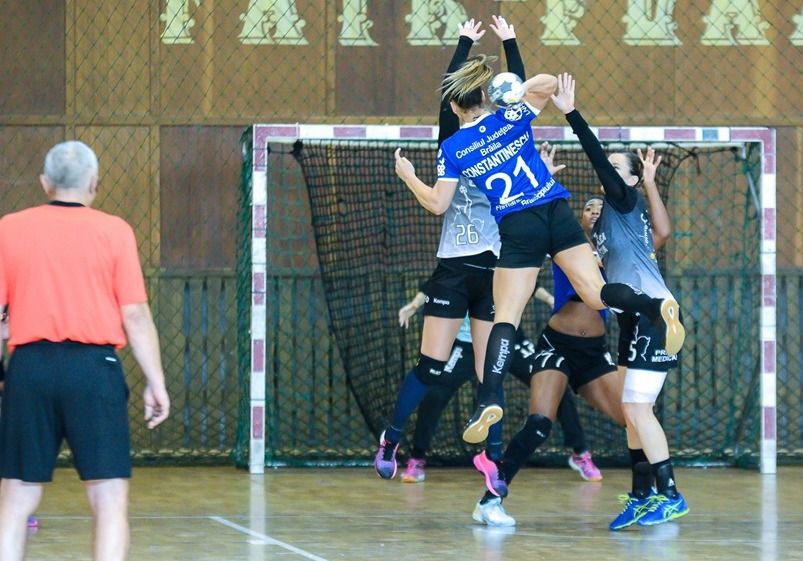 HC Dunărea Brăila a învins cu 24-19 pe SCM Craiova