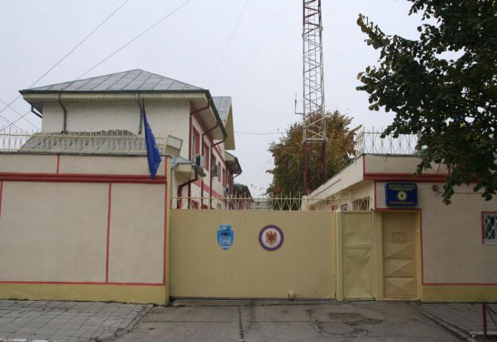 345 de persoane private de libertate de la Penitenciarul Brăila au votat cu urna mobilă