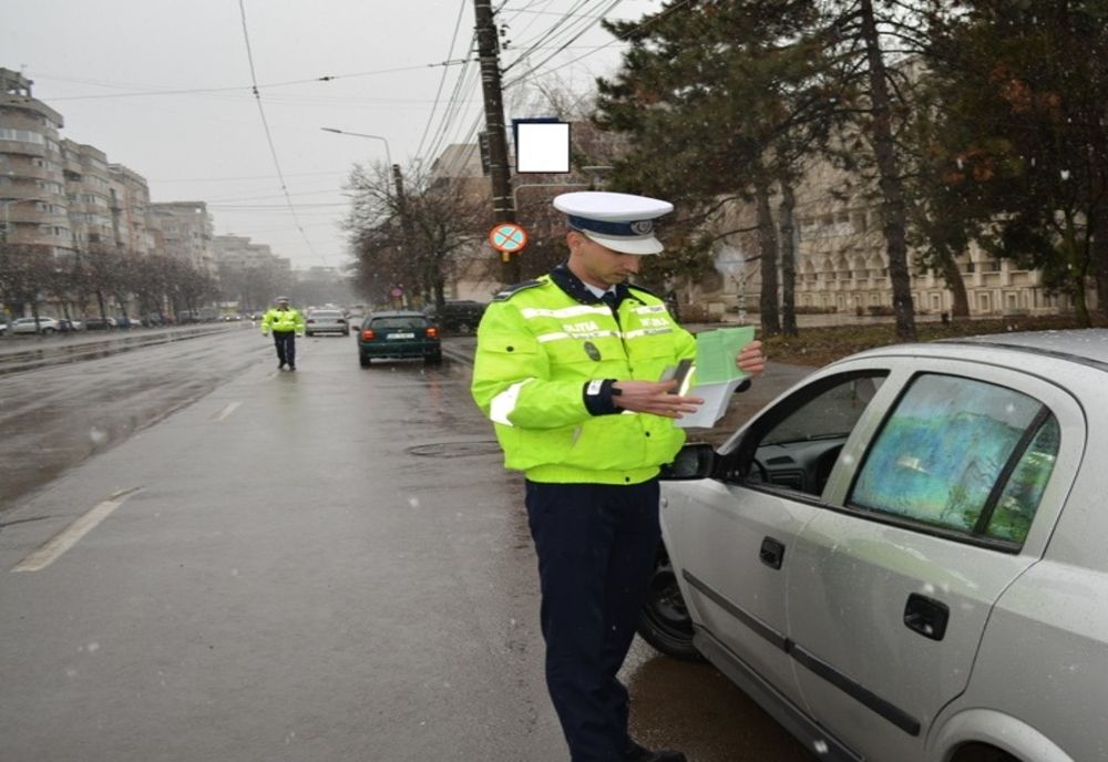 Polițiștii au aplicat duminică 6.324 de sancţiuni contravenţionale în valoare de 2.169.313 lei
