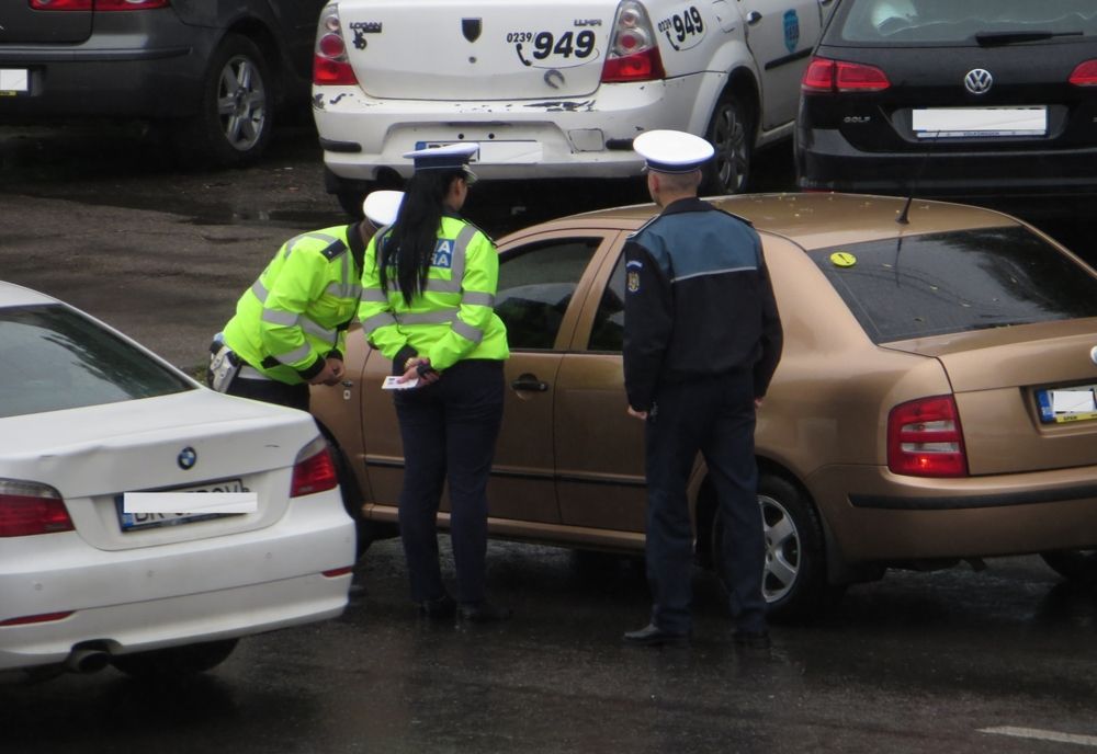 Sâmbătă, polițiștii au aplicat la nivel național sancțiuni contravenționale în valoare de peste 2.300.000 lei