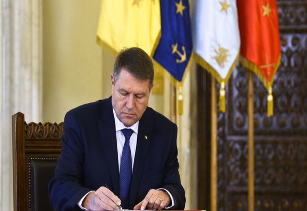 Klaus Iohannis a semnat decretele de numire a 6 judecători și 2 procurori la instanțele judecătorești din județul Brăila