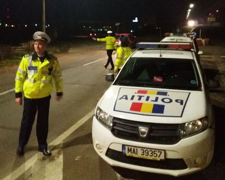 Oprit în trafic pentru control, depistat băut la volan