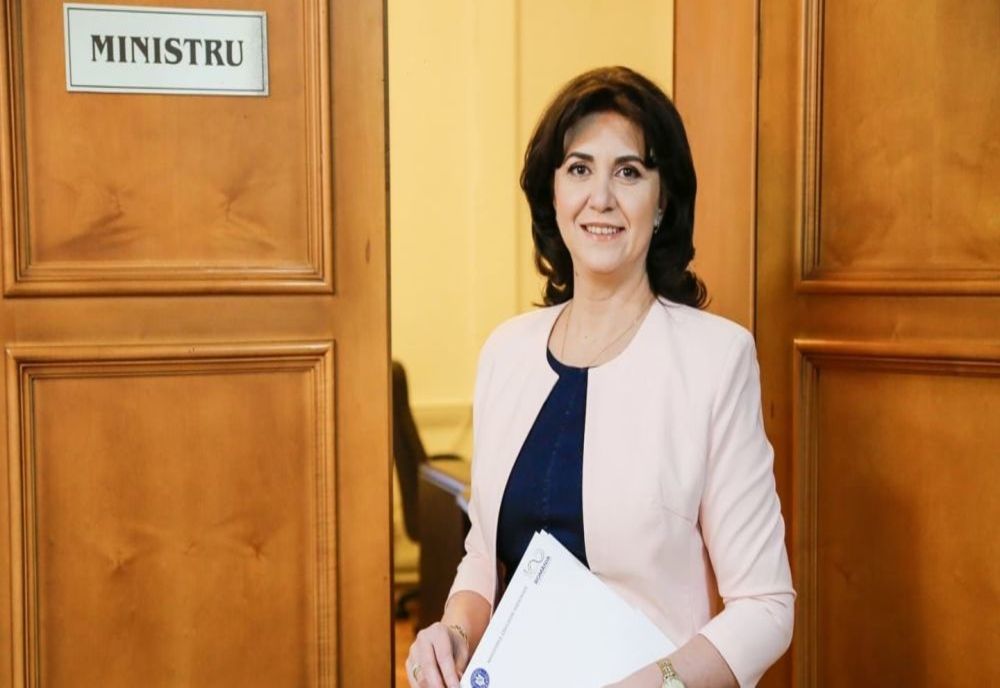 Ministerul Educației și Cercetării face precizări asupra tezelor de doctorat