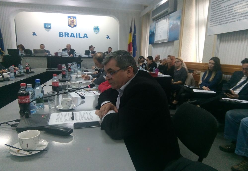 Consilierul local ALDE, Dan Păun a anunțat că va activa că independent