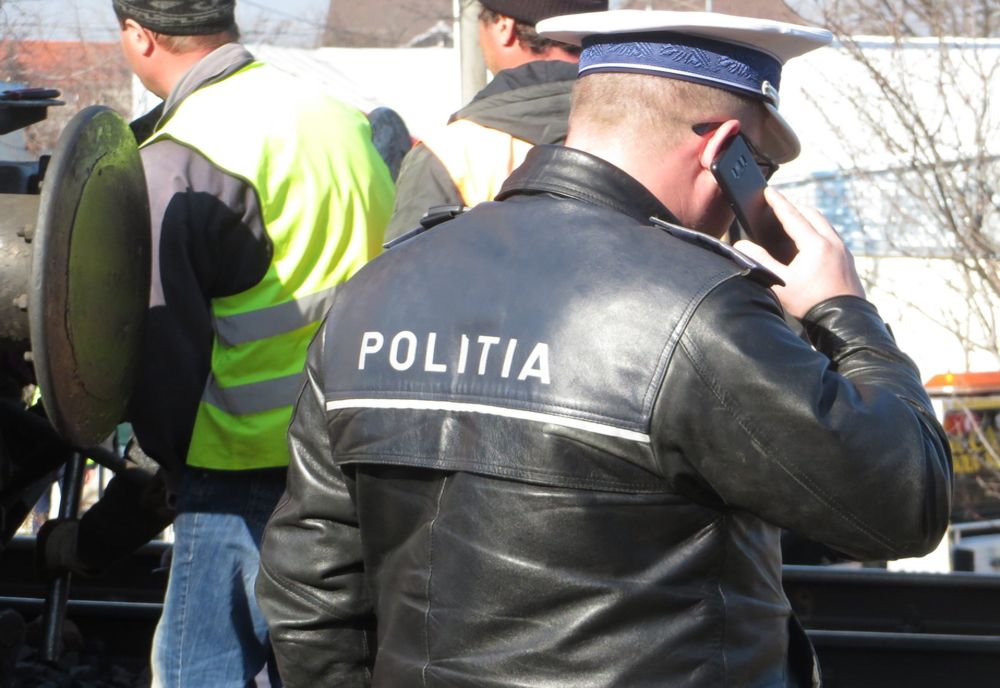 Instalație de irigat lovită de tren