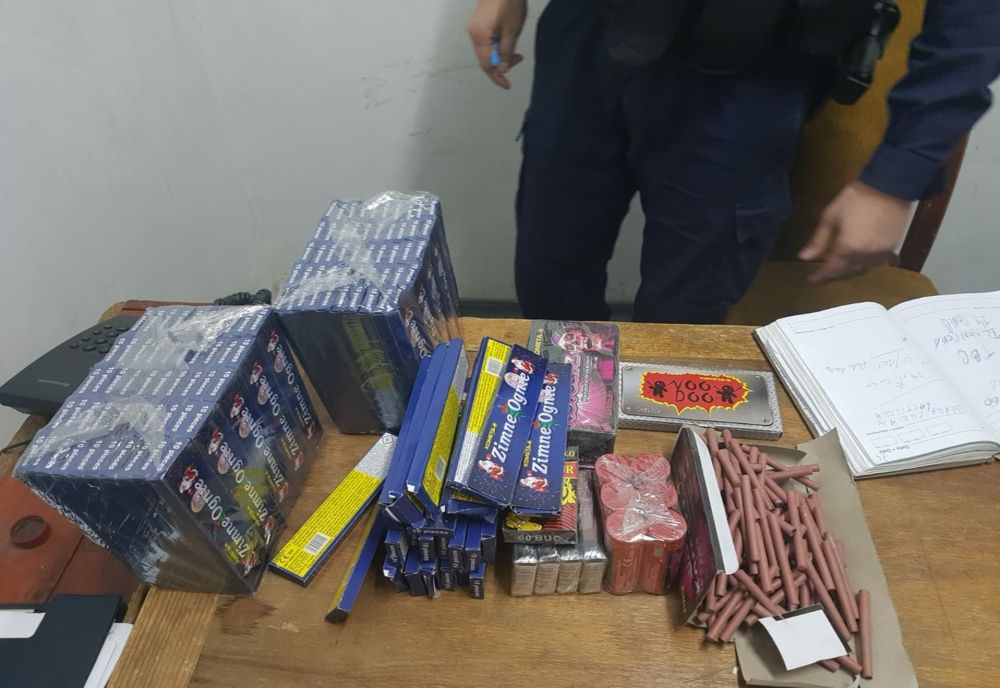  Alte peste 3200 de articole pirotehnice depistate de jandarmii brăileni