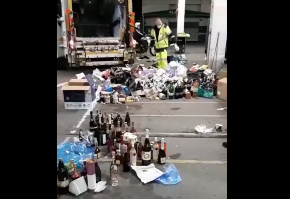 VIDEO | Pachete trimise de români în Franța, controlate la sânge. Alimentele, aruncate la gunoi