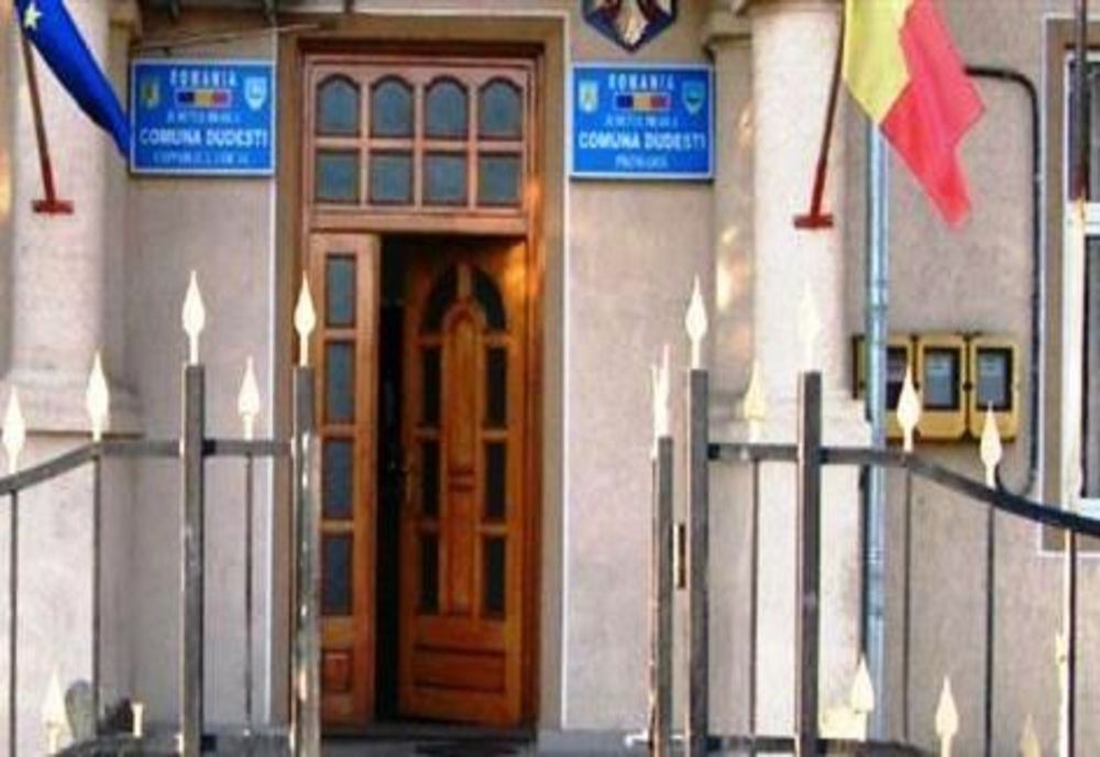 ORĂŞANU DANIELA RODICA, fost Consilier local PSD în cadrul CL Dudeşti, aflată în incompatibilitate