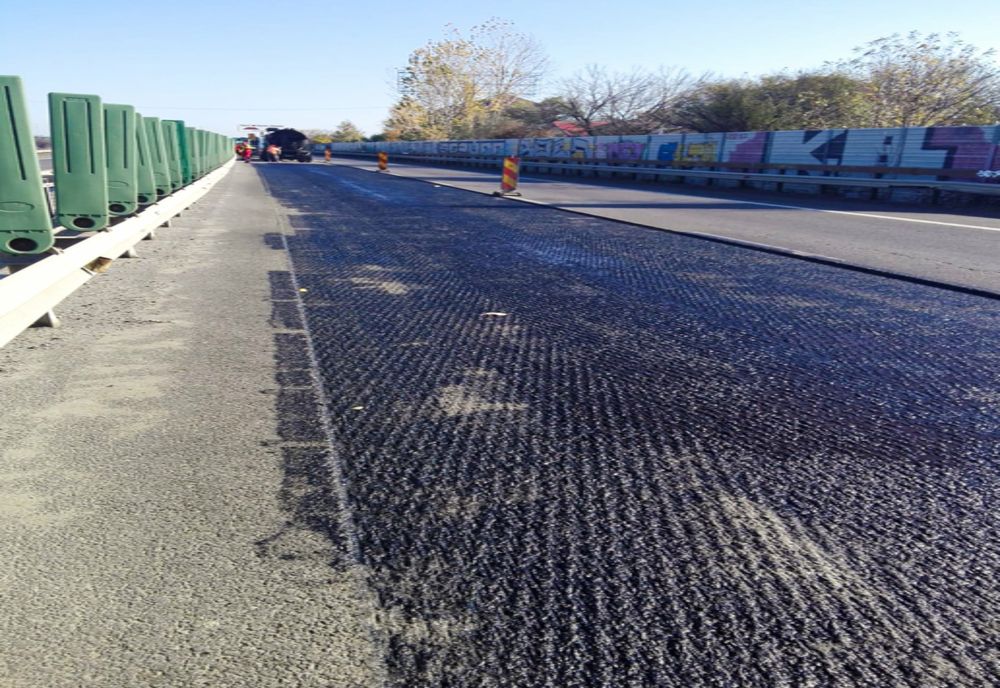 Astăzi se reiau lucrările de reparații pe A2, sectorul din beton