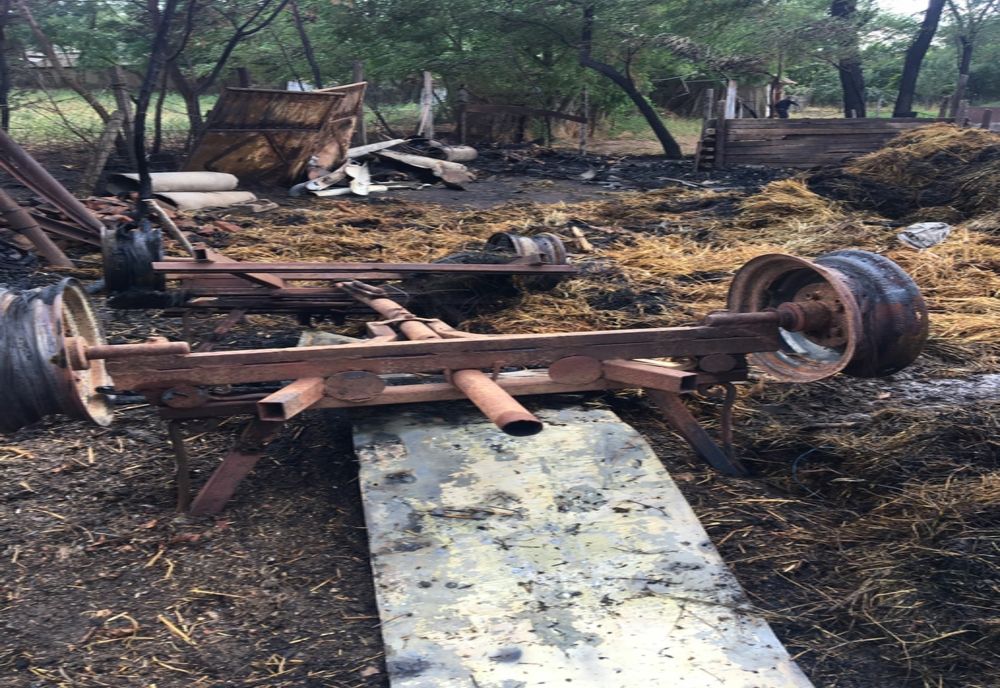 Incendiu într-o gospodărie din comuna Ulmu provocat de o acțiune intenționată a unei persoane necunoscute