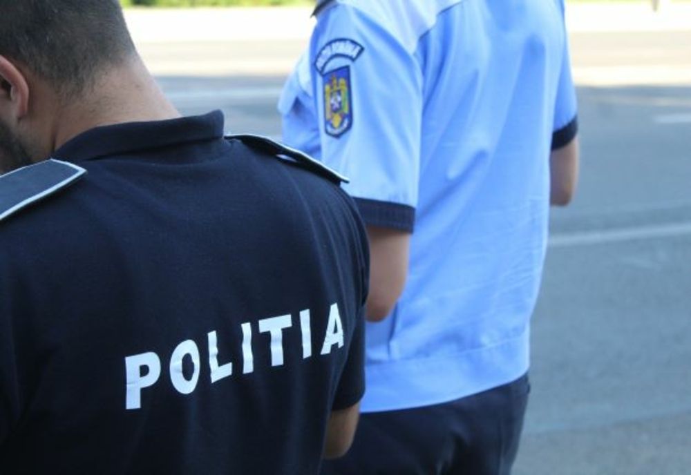 Doi brăileni sancționați pentru părăsirea locului de carantinare